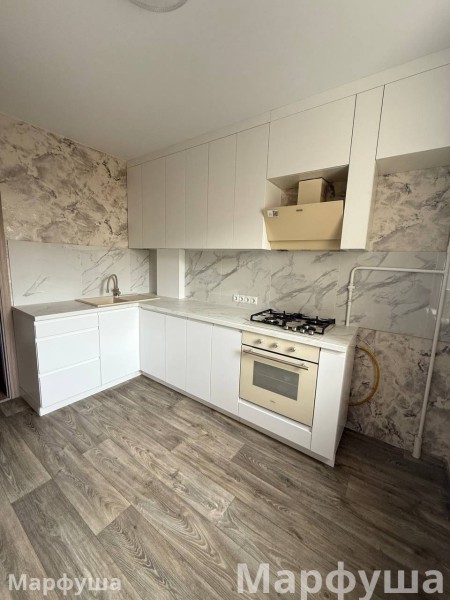 Фото Продам 3-х комнатную квартиру в городе Луганск 1-й Микрорайон