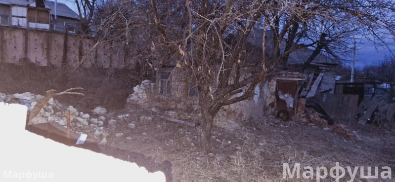 Фото Недорого!!!.Продам 4-сотки не приват земли,земельный участок огороженный забором,низ Камброда переулок Добролюбова