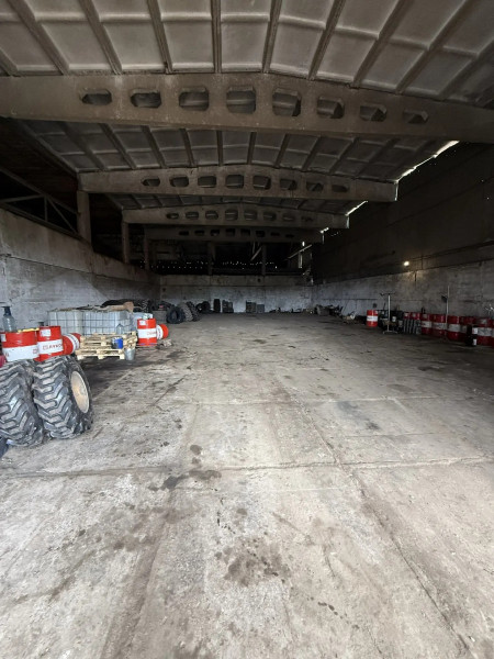 Фото Продаются складские помещения