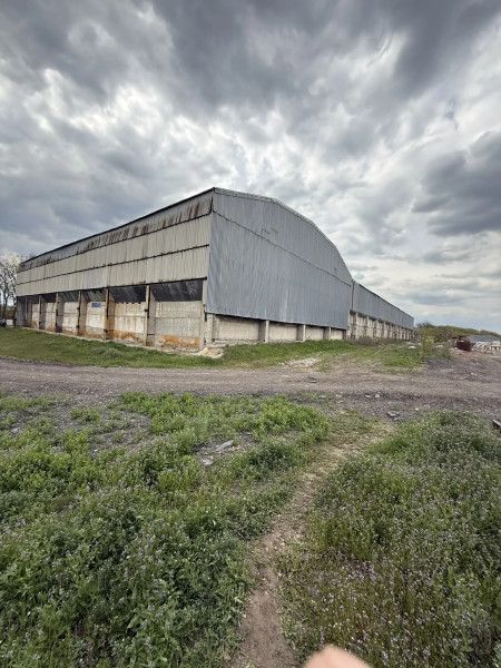 Фото Продаются складские помещения