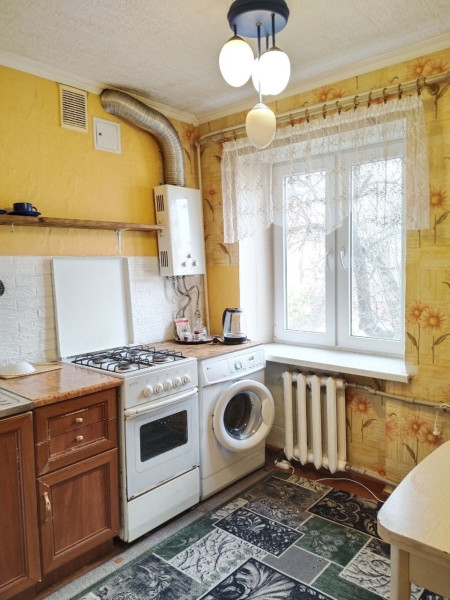 Фото Продажа квартиры, район Таксопарк, 2/4 этаж