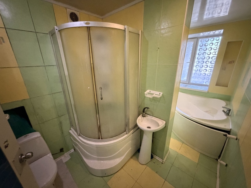 Фото Продам 3- к квартиру в самом центре Луганска (Демехина)