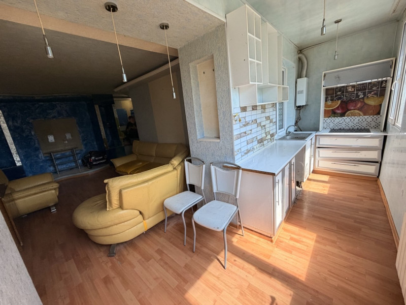 Фото Продам 3- к квартиру в самом центре Луганска (Демехина)
