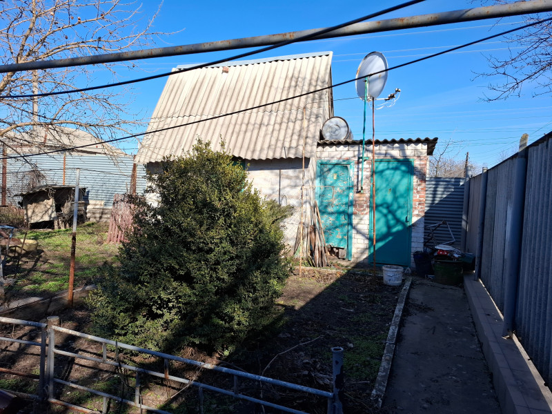 Фото Продам небольшой компактный домик, мергель под кирпичом, высокий цоколь