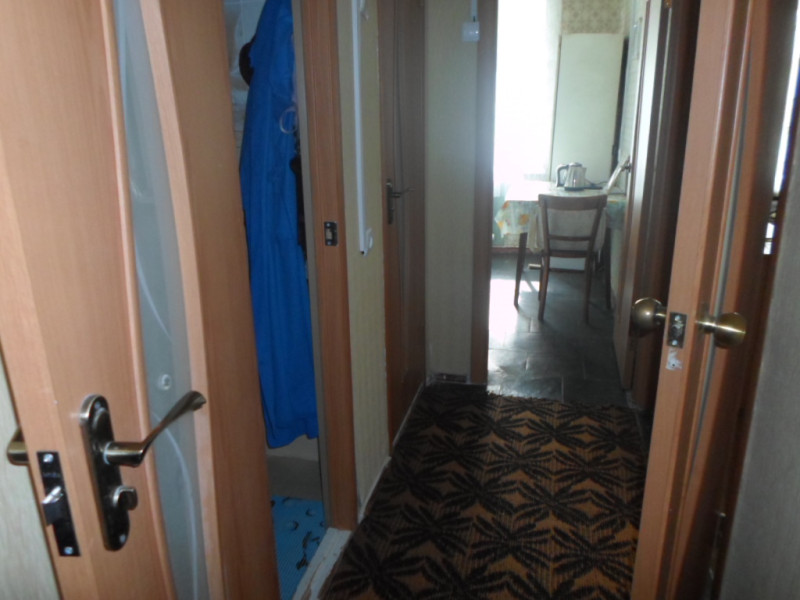 Фото Сдам комнату для  девушки в 2х комнатной квартире в Центре-возле Кукольного театра