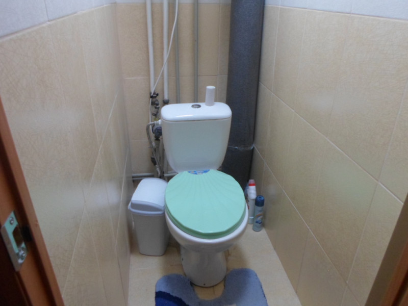 Фото Сдам комнату для  девушки в 2х комнатной квартире в Центре-возле Кукольного театра