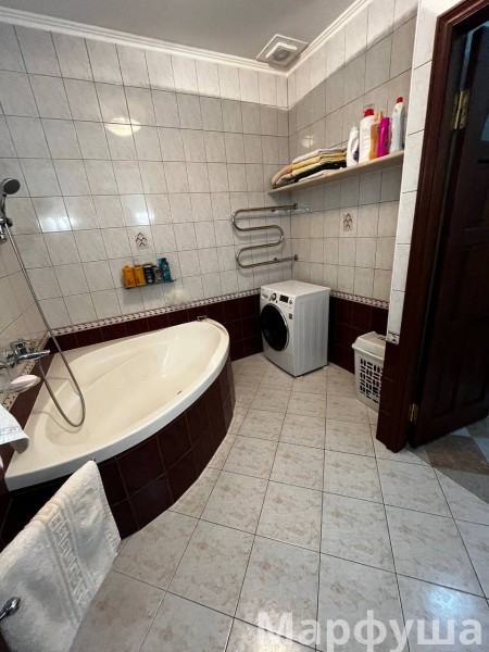 Фото Продам 3- к квартиру в центре Луганска