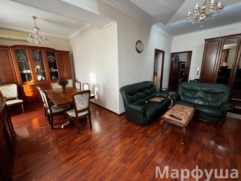 Фото Продам 3- к квартиру в центре Луганска