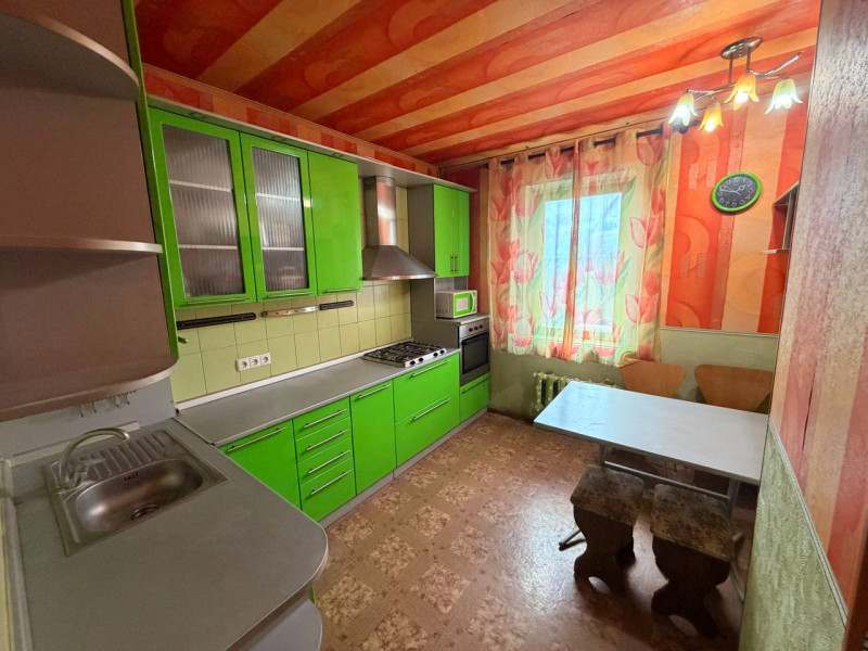 Фото Продам 3- к квартиру на кв. Южный