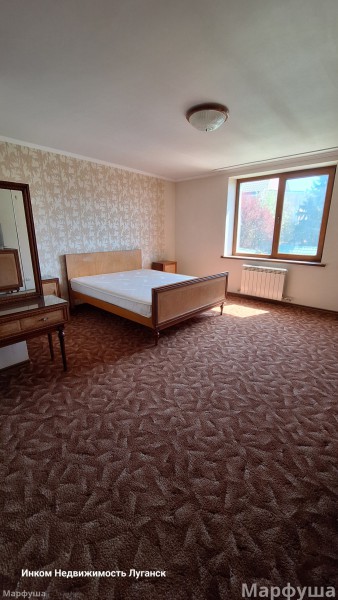 Фото Продам 2-х этажный дом 270 м2 в центре города Луганск улица Оборонная горо