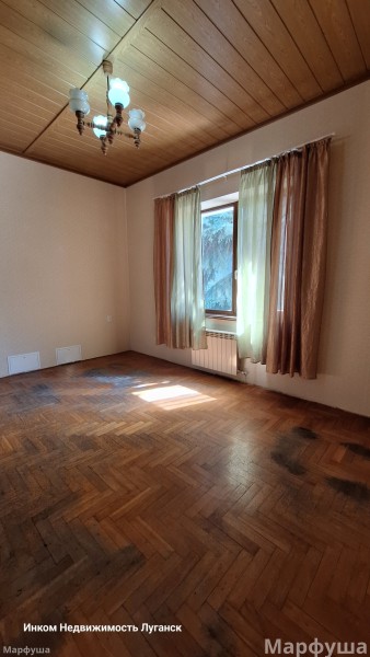 Фото Продам 2-х этажный дом 270 м2 в центре города Луганск улица Оборонная горо