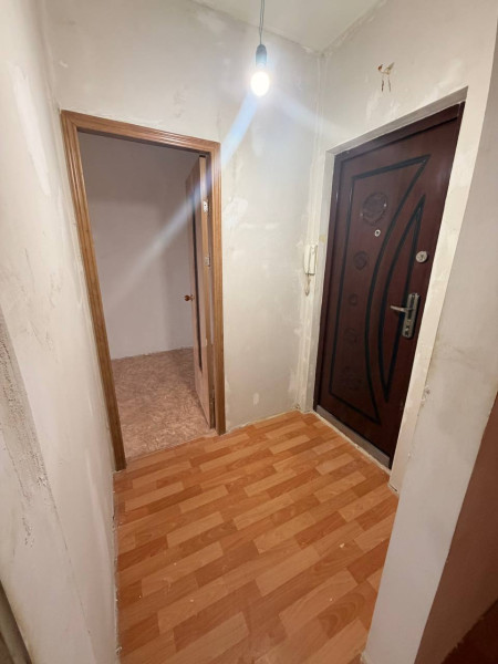Продам улучшенную 1- ку на кв. Ольховский