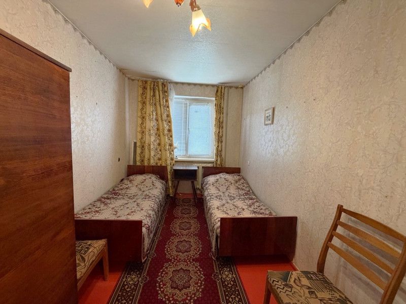 Фото Продам 2-комн. кв. Комарова, р-н СМ Семья, 2/5 эт