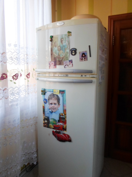 Фото Сдам изолированную комнату в доме возле Пед. института только для 1 девушки.