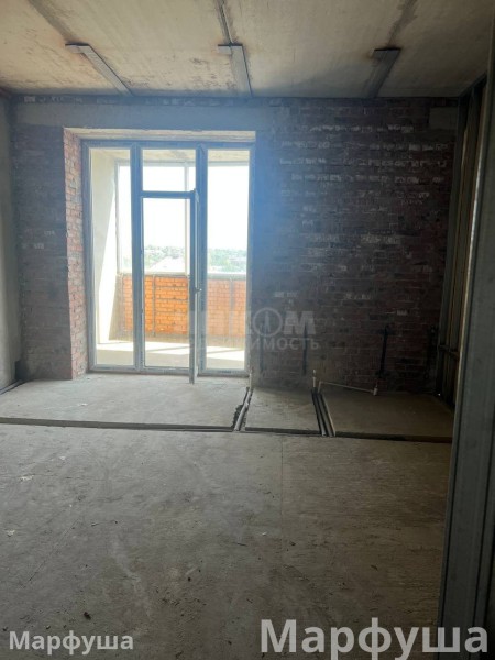 Фото Продам квартиру 106 м2 в городе Луганск улица Алексеева