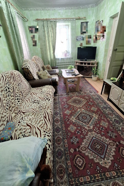 Продам дом в Центре города Луганск улица Сосюры