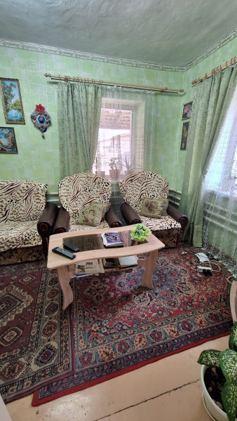 Фото Продам дом в Центре города Луганск улица Сосюры