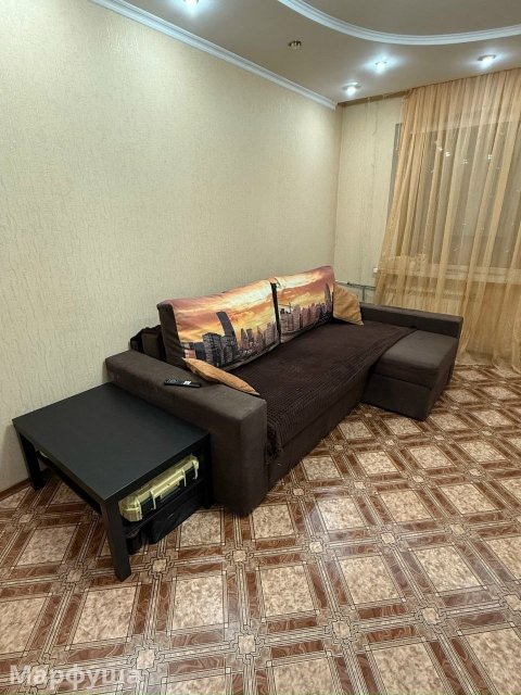 продам квартиру кв. Дзержинского