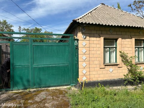 Продам Дом с флигелем+гараж,в центре по ул Мопра,напротив 11-поликлиники,