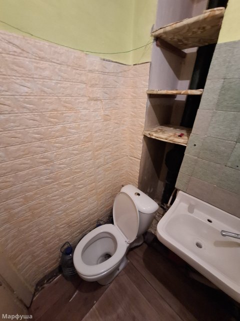 Сдам 1-х комн.квартиру на Городке Завода Ор 3/5-эт,2-остановки до Пед.Института,и 1,5 ост.до Юридического университета, 3