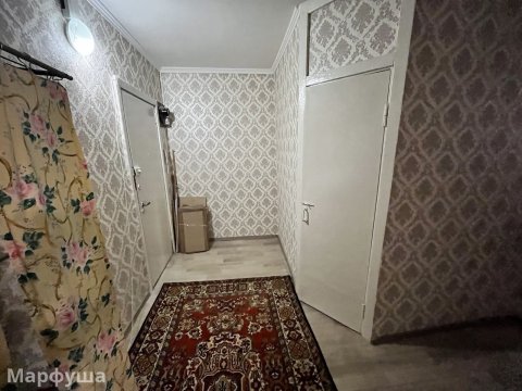 Продам 1- к квартиру на кв. Героев Сталинграда