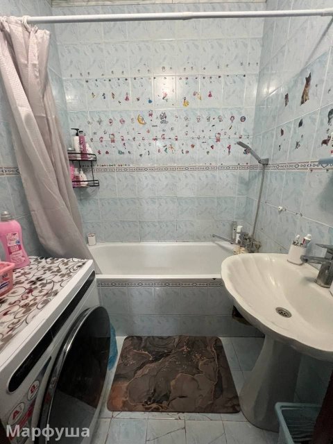 продам квартиру кв. Героев Сталинграда