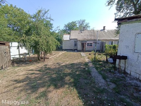 продам дом  (р-н Юр. фак.)