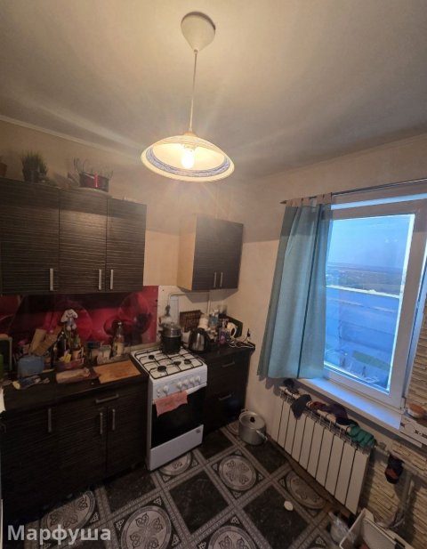 продам квартиру кв. Степной 9