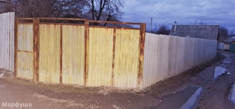 Недорого!!!.Продам 4-сотки не приват земли,земельный участок огороженный забором,низ Камброда переулок Добролюбова