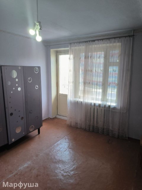 продам квартиру гор. Пархоменко