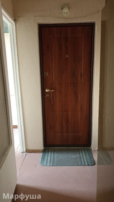 продам квартиру 1-й Микрорайон