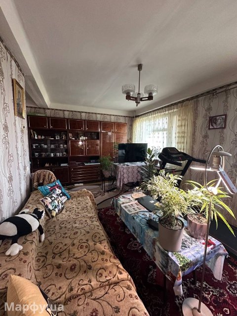 Продам 2-х комн квартиру в городе Луганск улица Крапивницкого