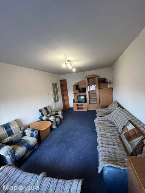 продам квартиру ул. Ватутина