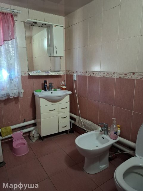 Продам кирпичный дом  на Славянском переулке 4