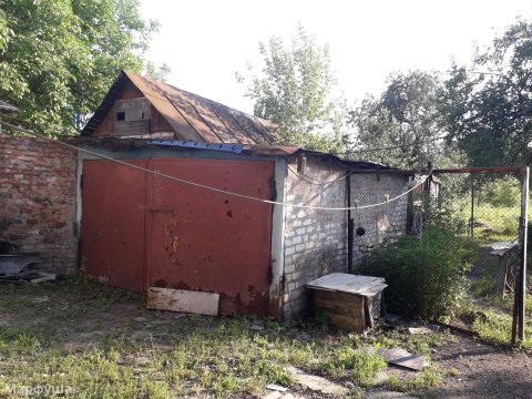 Продам дом для проживания дву семей р-н торгового центра  Атриум