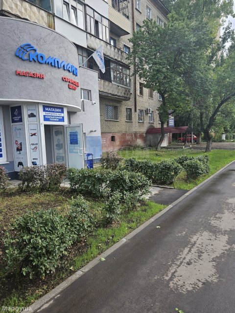 Продам помещение 100 м2 в городе Луганск квартал Дружба