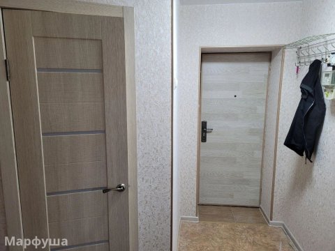 продам квартиру кв. Комарова