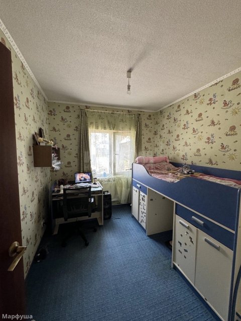 Продам 2-х этажный дом в городе Луганск