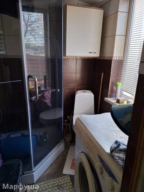 Продам дом в р-н 27 школы для проживания 2х семей.