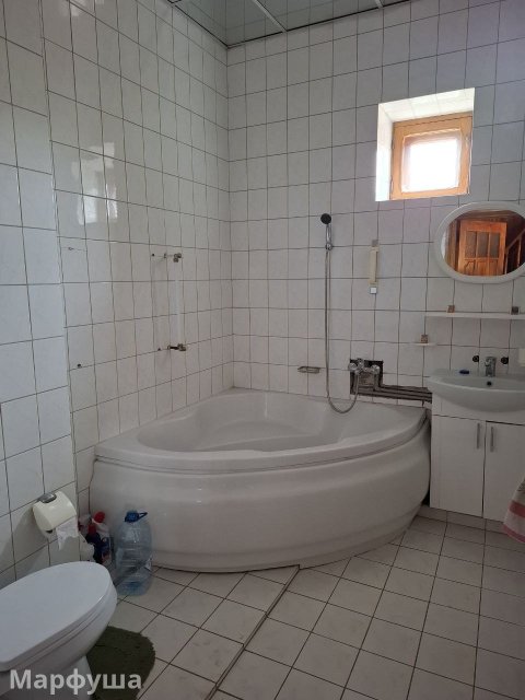 Продам 2х этажный дом в р-н гостиницы Турист