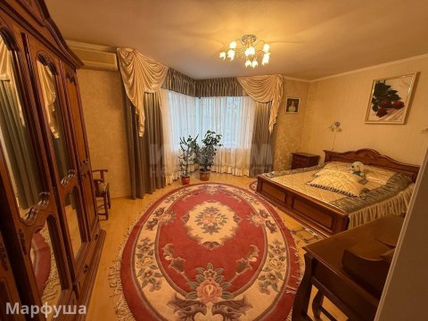 Продам дом 260 м2 в городе Луганск, Станица Луганская