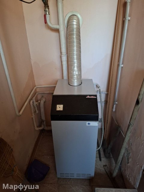 Продам в Артемовском р-н кирпичный дом 1981 года