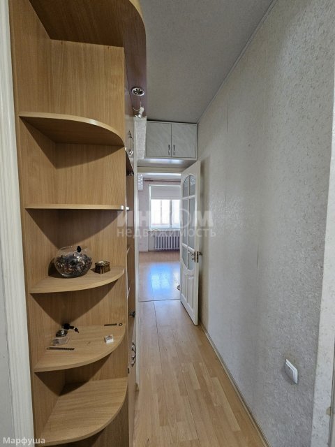 Продам 3-х комн квартиру с авт отоп в городе Луганск улица Советская