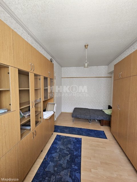 Продам 3-х комн квартиру с авт отоп в городе Луганск улица Советская