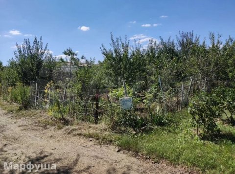 Продам участок 6 соток в городе Луганск улица Муромская