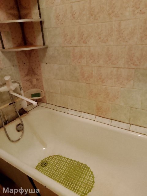 Продам 2-х комн квартиру в городе Луганск городок завода Октябрьской Революции