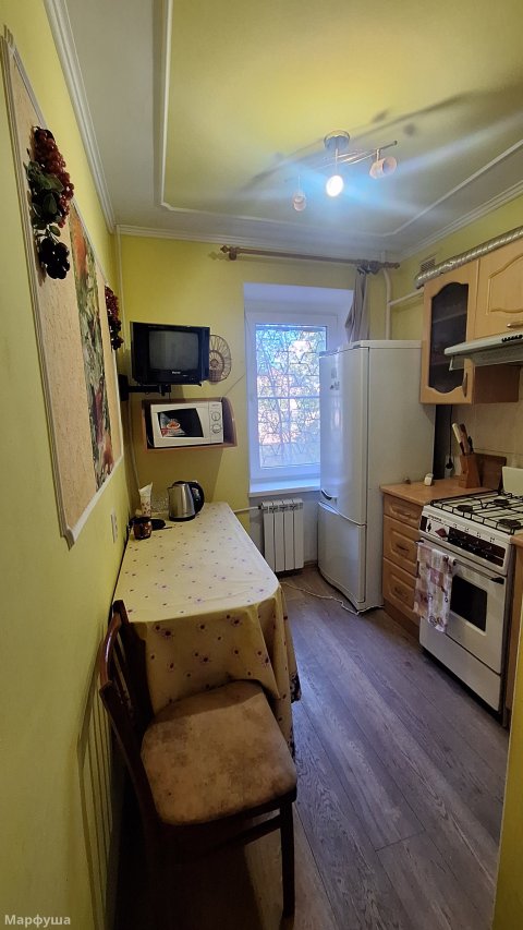 Продам 1-комн квартиру в городе Луганск квартал Восточный