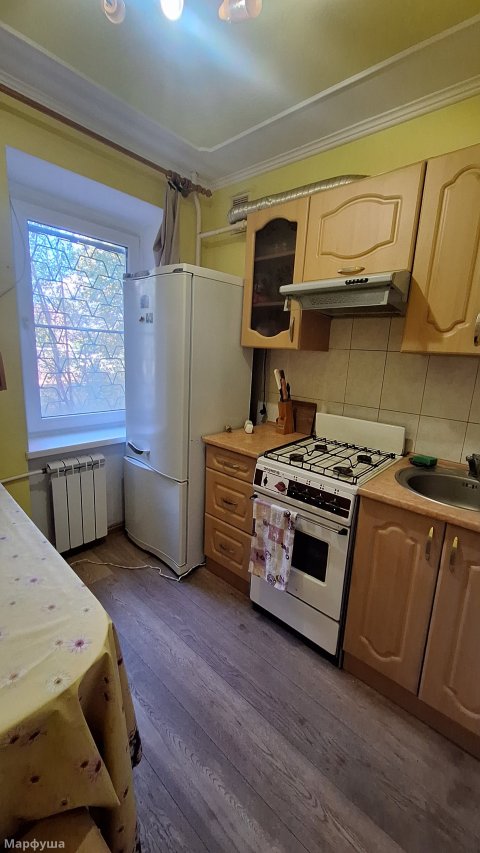 Продам 1-комн квартиру в городе Луганск квартал Восточный