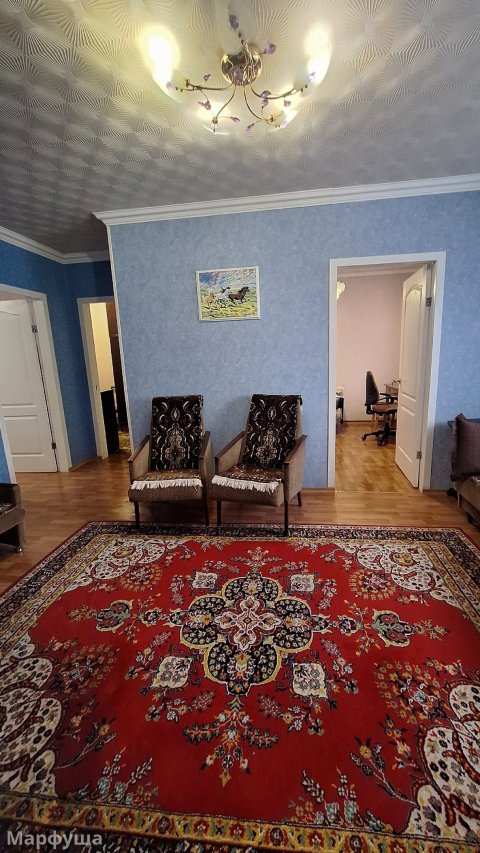 Продам дом в Центре города Луганск улица Аккумуляторная