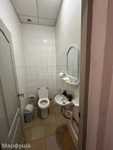 Продам базу 303 м2 в городе Луганск улица Руднева